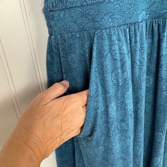 Torrid Smocked Tube Romper Legion Blue Floral Plus Size 1X 14-16 NWT 43625951 - Picture 14 of 15